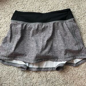 Lululemon skirt - size 4 regular